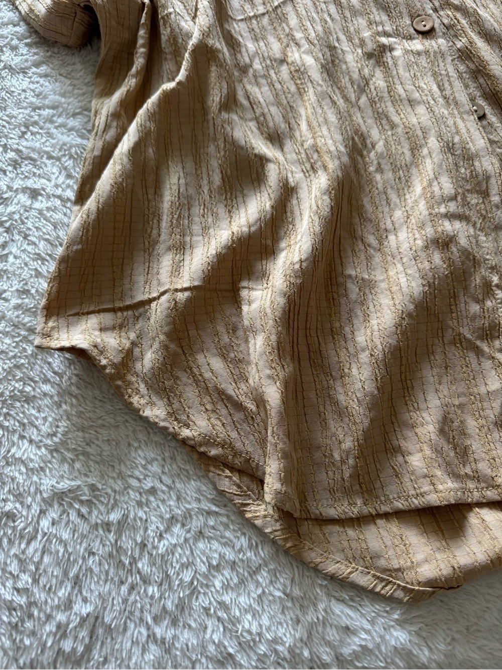 Relaxed Short-Sleeve Button Front Top - Beige - Picture 4 of 5